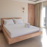 Soul House アパートホテル クシャダス